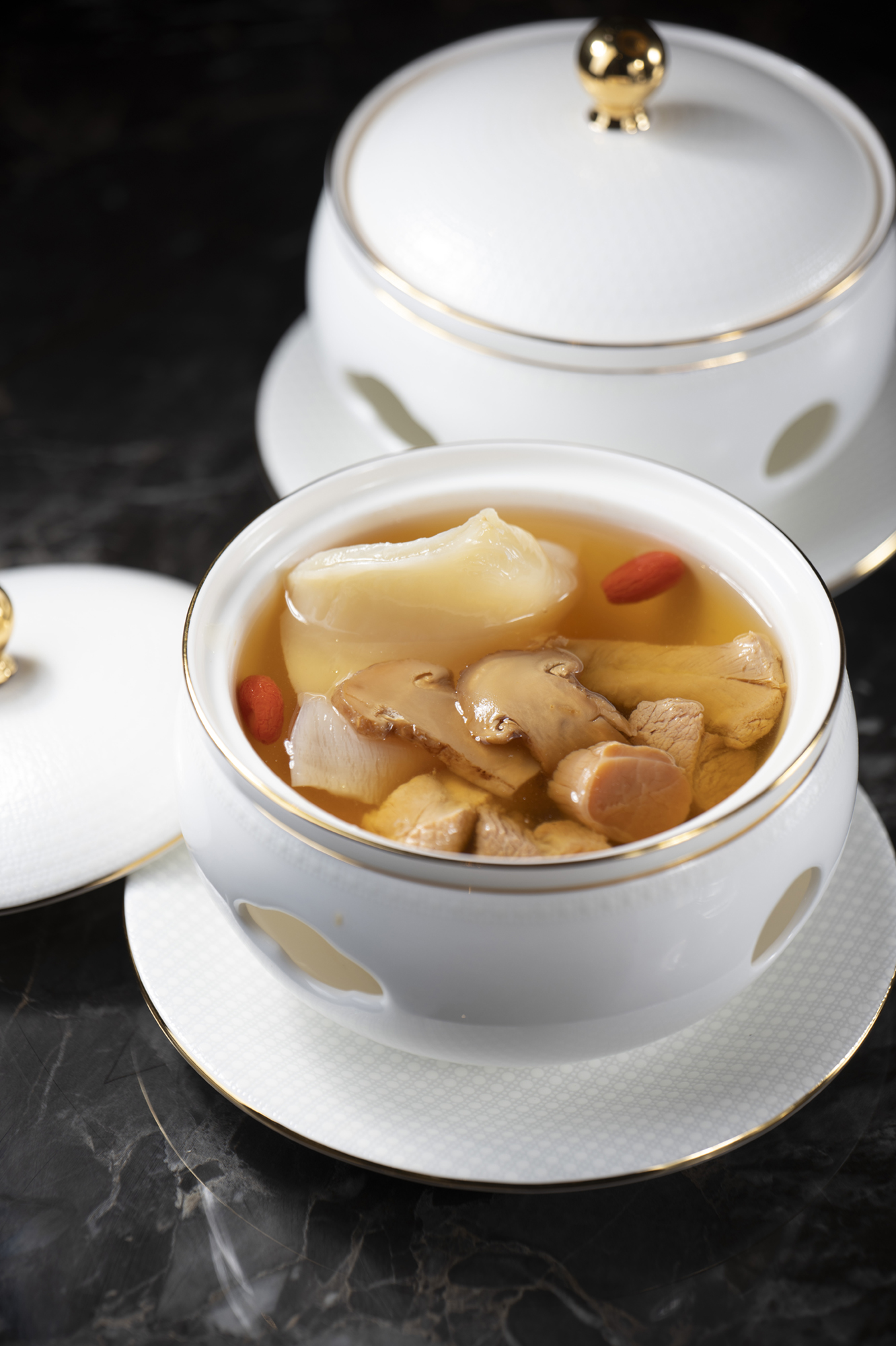 琥 Amber 特色佳餚六